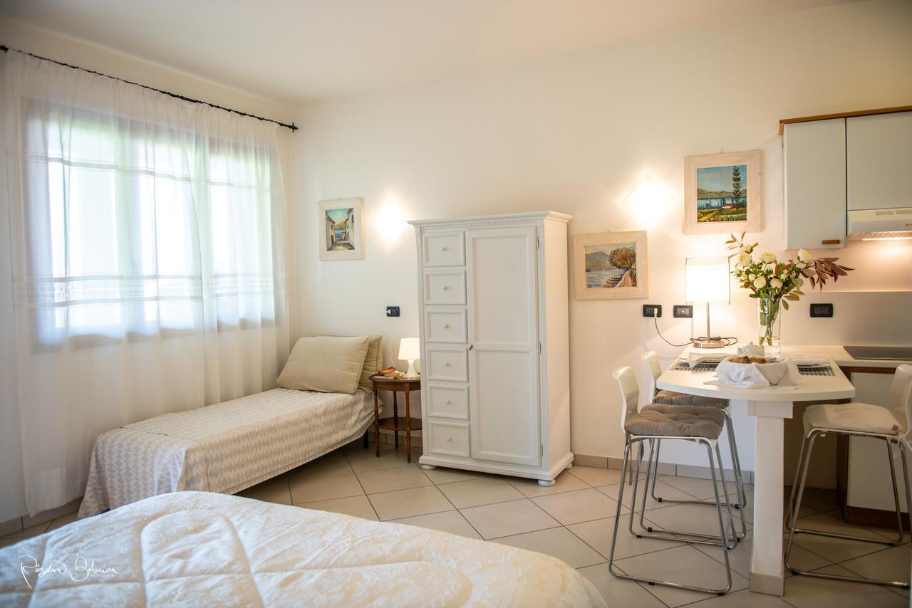 Residence Oasi Манерба-дель-Гарда Екстер'єр фото
